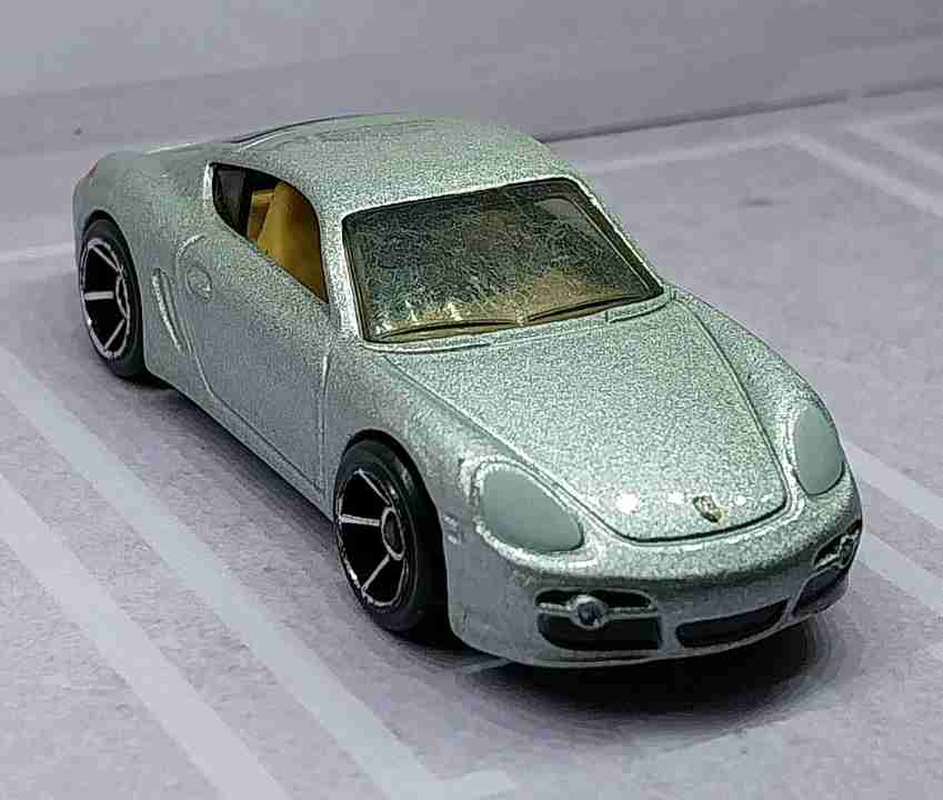 Hot Wheels Porsche Cayman S