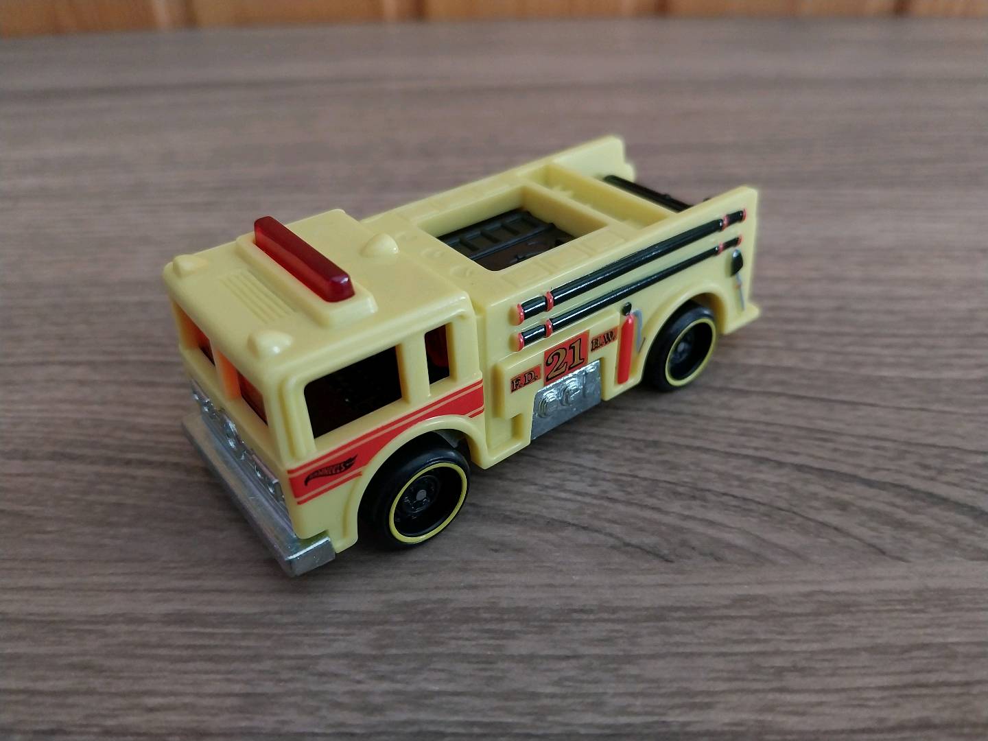 Hot Wheels Fire-Eater