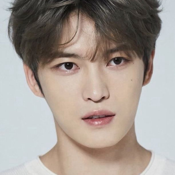 청담샵에서 염색 할 남자 모델 구해요 약값 무료입니다 이미지