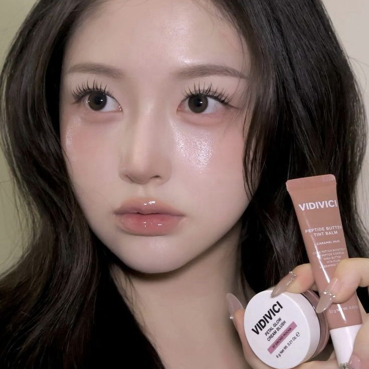 메이크업 모델 구합니다! 이미지