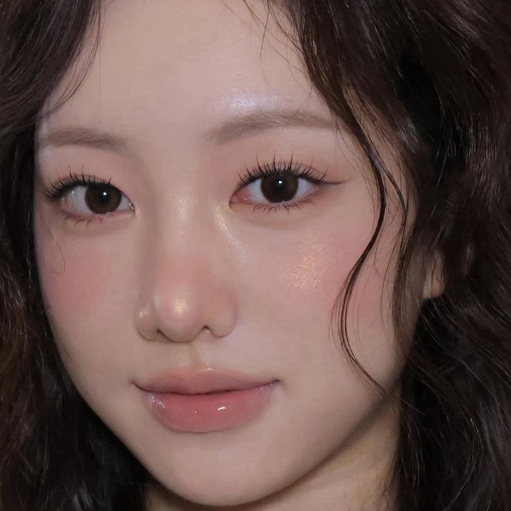 메이크업 모델 구합니다! 이미지