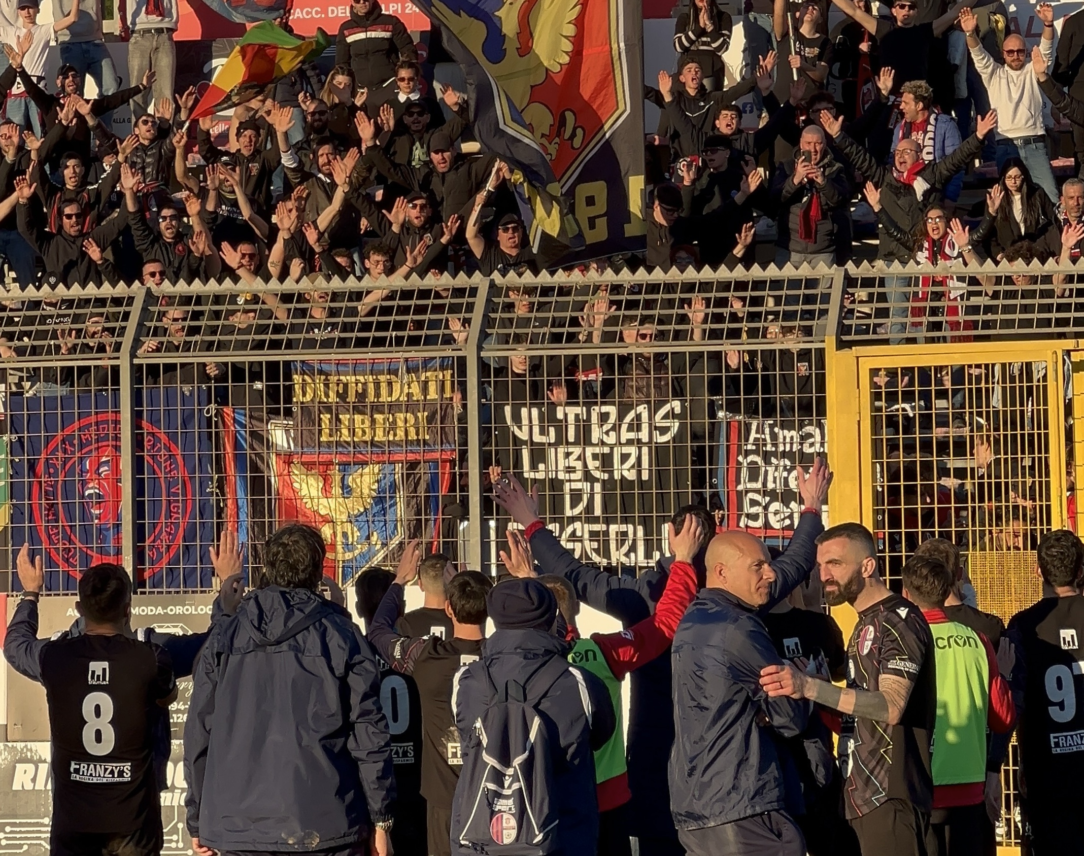 FINISCE A RETI BIACHE IL DERBY TRA VITTORIA E MODICA
