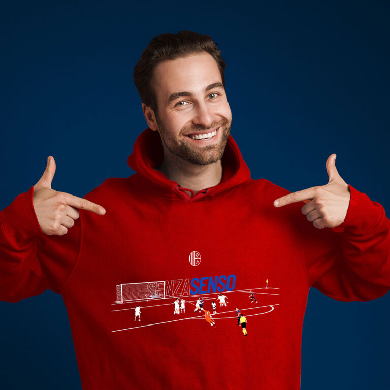 Felpa “Senza Senso” – Hoodie in Cotone Organico 8
