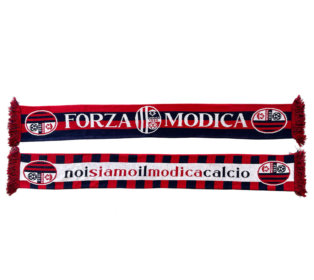 Sciarpa ricamata ufficiale Modica Calcio 1932 rossa e blu con scritta MODICA, stemma e frange 2