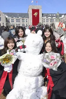 아직도 애기인줄 알았는데 시간이 정말 빨라요.