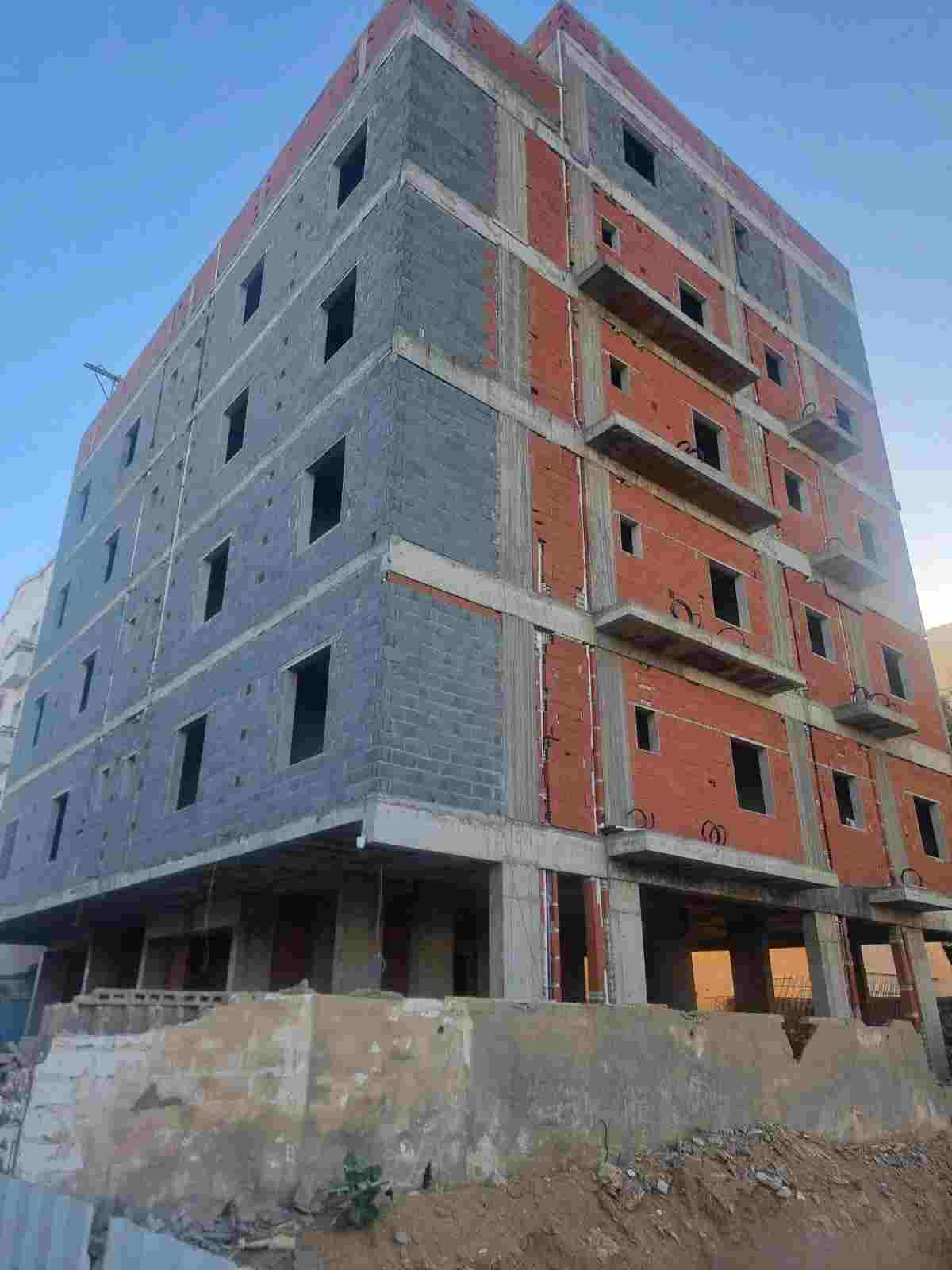 مقاول معماري