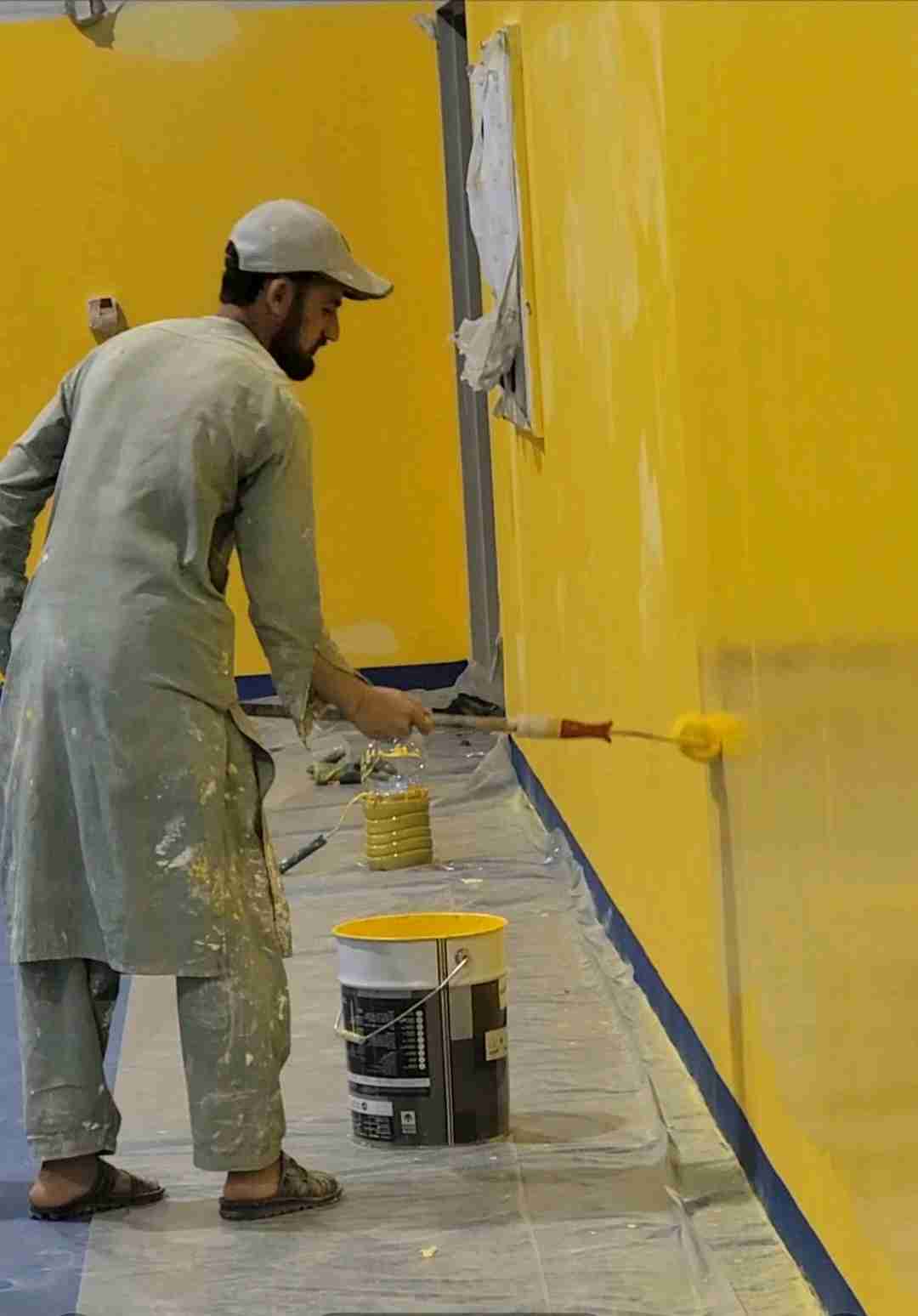 في مدرسة البنات إسكان في مدرسةبنات عزيزيه