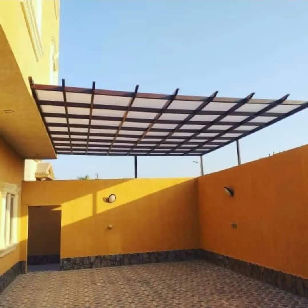 سواتر ومضلات وبرجولات وتحويشات اراضي وهناقر الشرقيه للتواصل على الرقم 0558138538