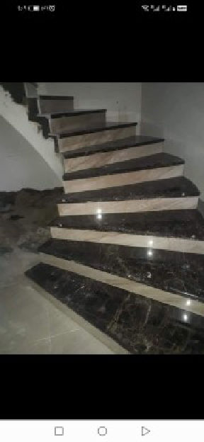السلآم عليكم معلم بلاط سيراميك سوري