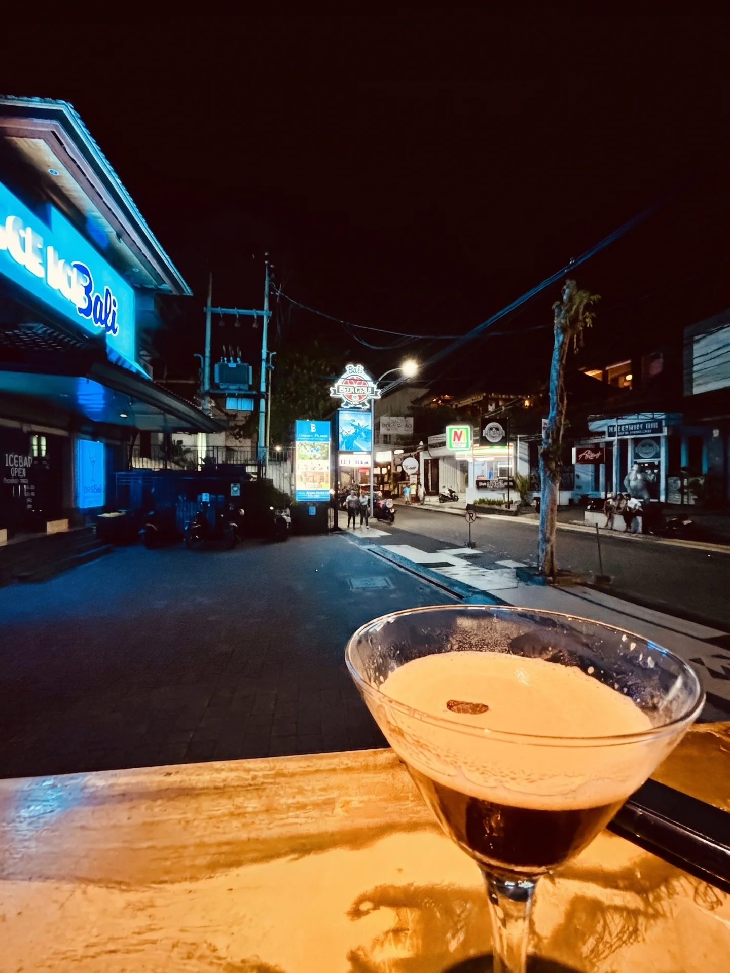Foodie's Story Kuta — photo 1