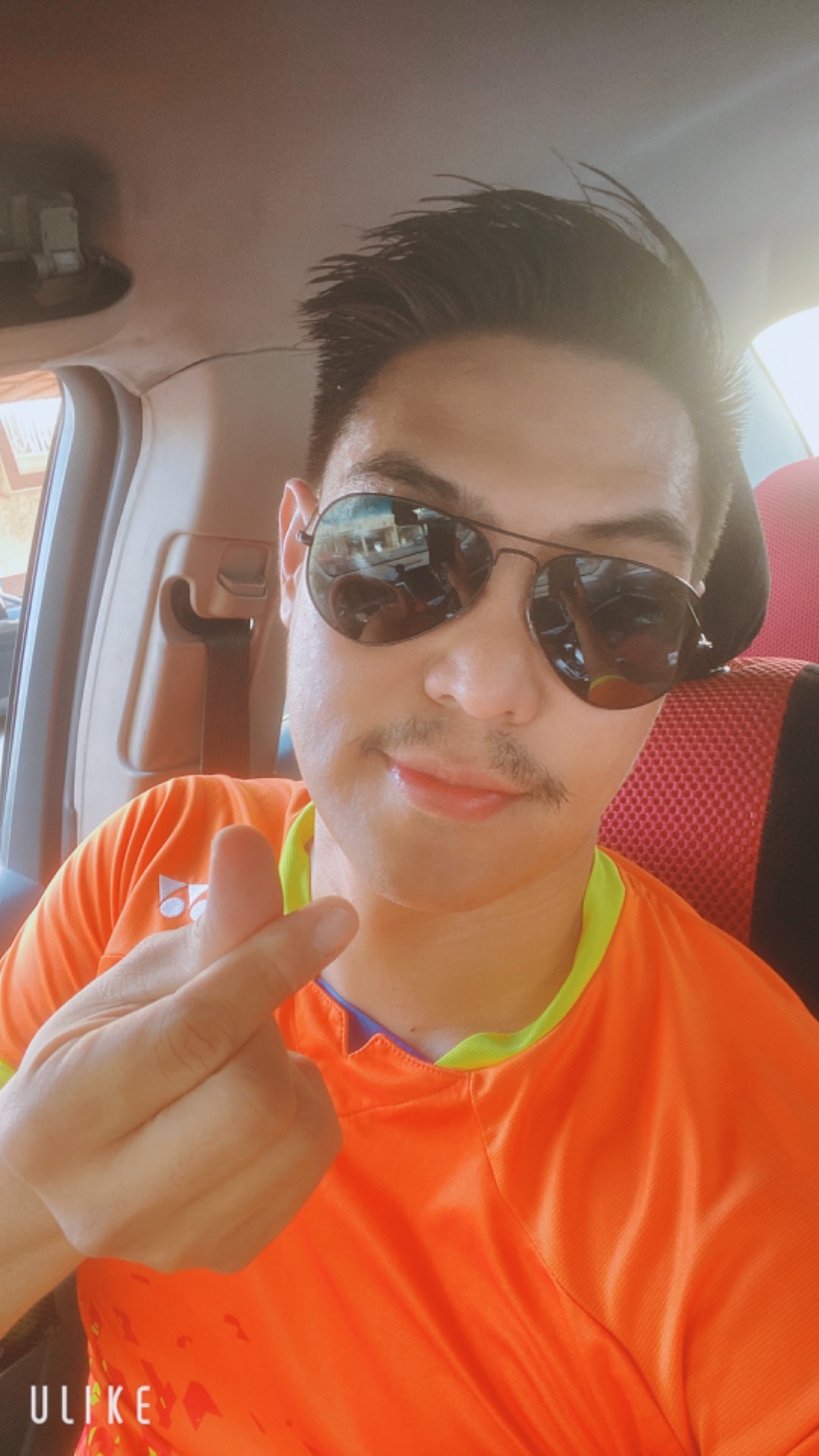Alvin A Abella, badminton player