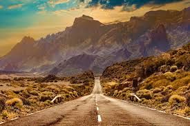 Luxury coastal drive: Sun-drenched Charleston harbor, historic charm, exclusive East Coast escape.