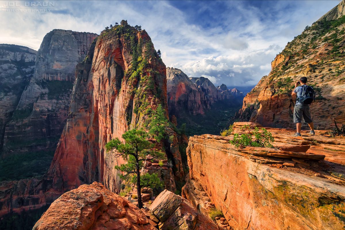 Angels Landing, Zion: Awe-inspiring Utah hike, legendary challenge, breathtaking views.