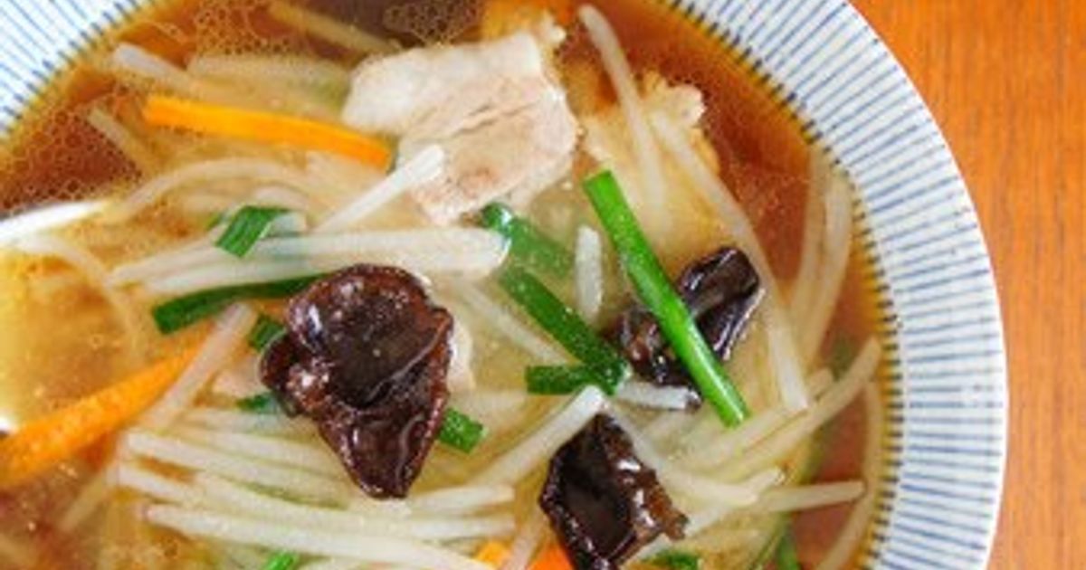 Savory Yokohama sanma-men, steamy broth, local secret, culinary adventure.