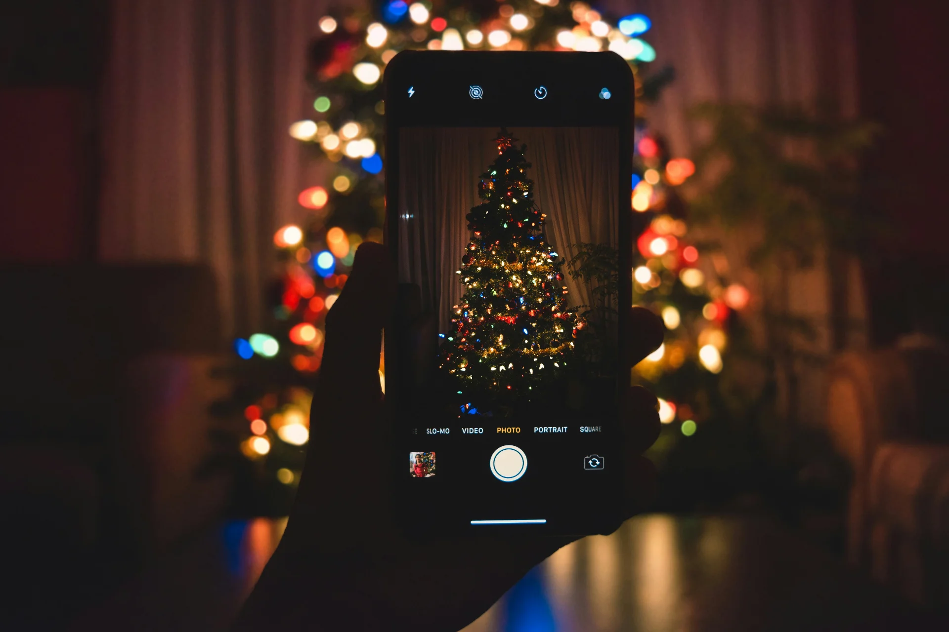 Why Social Media Comparison Hits You Harder During the Holidays