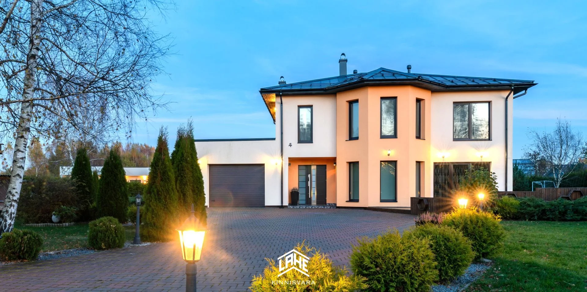 Fassaad - Suure kinnistuga maja väga hea hinnaga- 335 000 eurot