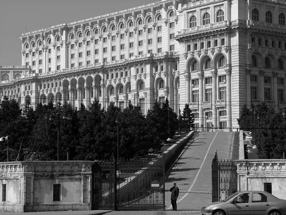 Об интернациональном контексте локальной коррупции и НМСИ