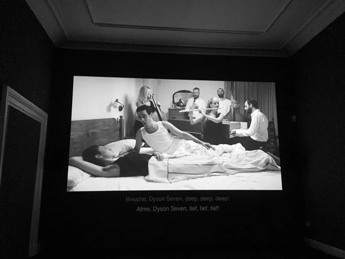 Рой Розен «Пыльный канал», 2016. Кадр из фильма