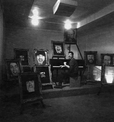 Анатолий Осмоловский. «После постмодернизма остаётся только орать», инсталляция, выставка «Опасные связи», Центр современного искусства, октябрь-ноябрь 1992