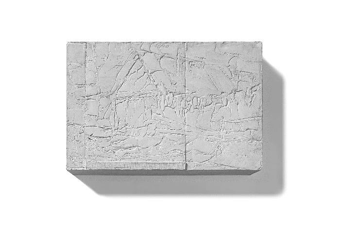 Александр Плюснин «Низший слой», 2013. Серия, гипс. Предоставлено художником