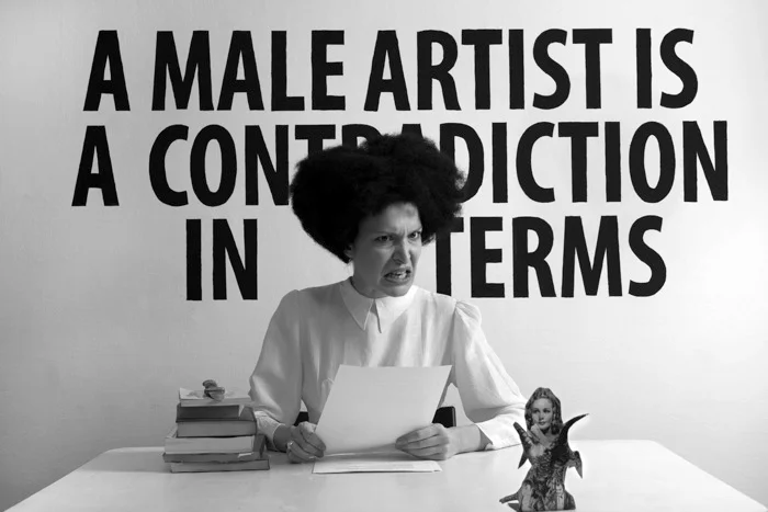 Кьяра Фумаи. «Залумма Агра читает Валери Соланс», 2013. Предоставлено Palazzo Gallery
