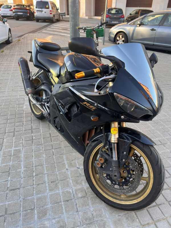 Yamaha R6  · 2500 € | Se vende — Kando Riders