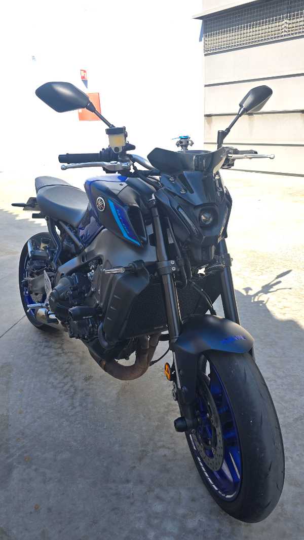 YAMAHA MT09 V3 2023  · 6800 € | Se vende — Kando Riders