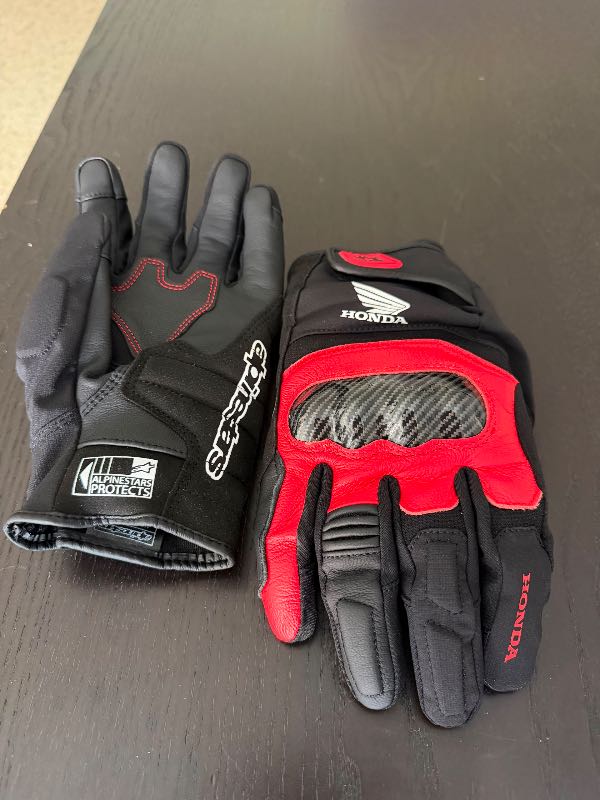 Guantes alpinestars Honda · 60 € | Se vende — Kando Riders