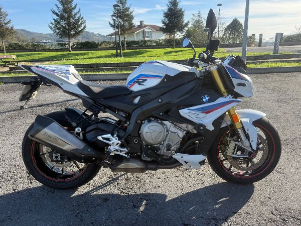 BMW s1000r  · 9900 € | Se vende — Kando Riders