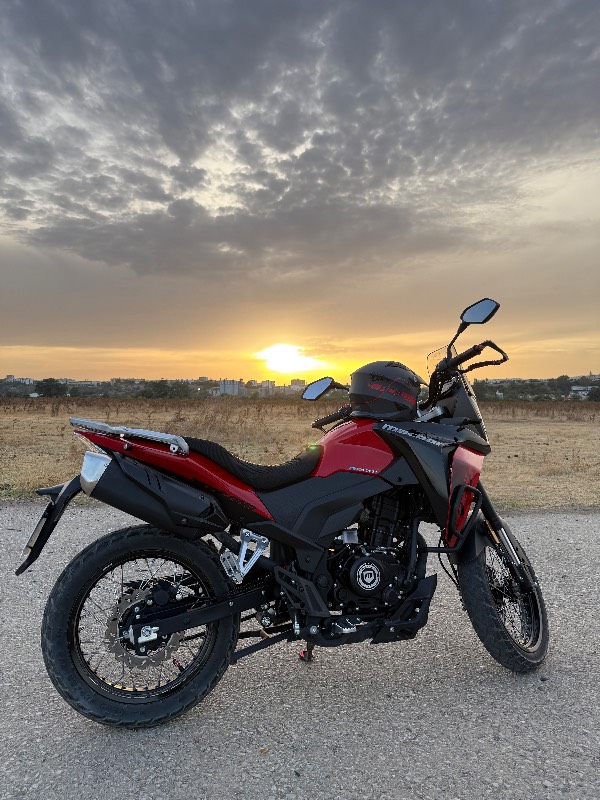 Vendo o cambio Macbor XR1 125cc menos de 2 años.  · 3500 € | Se vende — Kando Riders