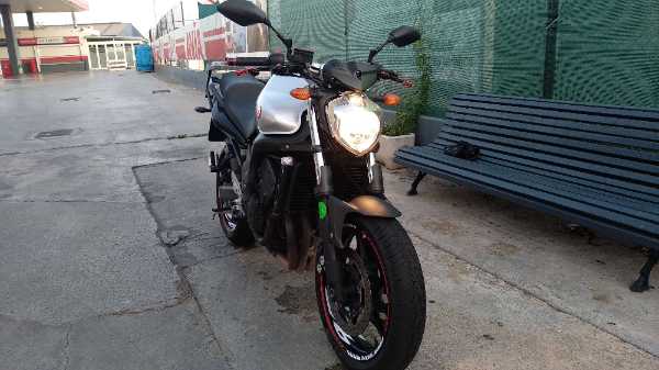 Yamaha FZ6 N S2 - 2009 - 51.000Km · 2890 € | Se vende — Kando Riders