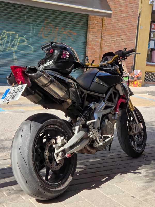 Aprilia dorsoduro 750 2008 17.300 para A2 · 6000 € | Se vende — Kando Riders