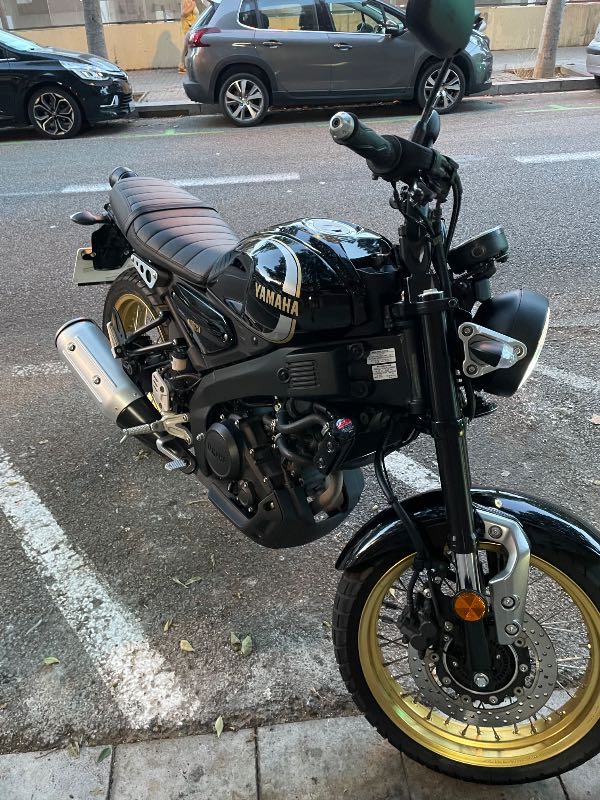 Yamaha XSR125 Legacy 2024 · 3150 € | Se vende — Kando Riders