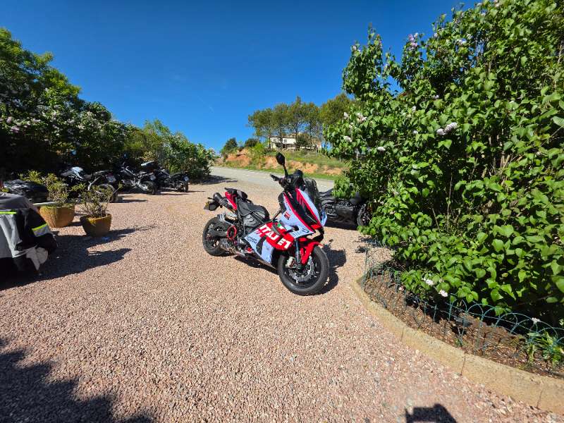 Curvas Anoia · Barcelona, España | Ruta en moto — Kando Riders