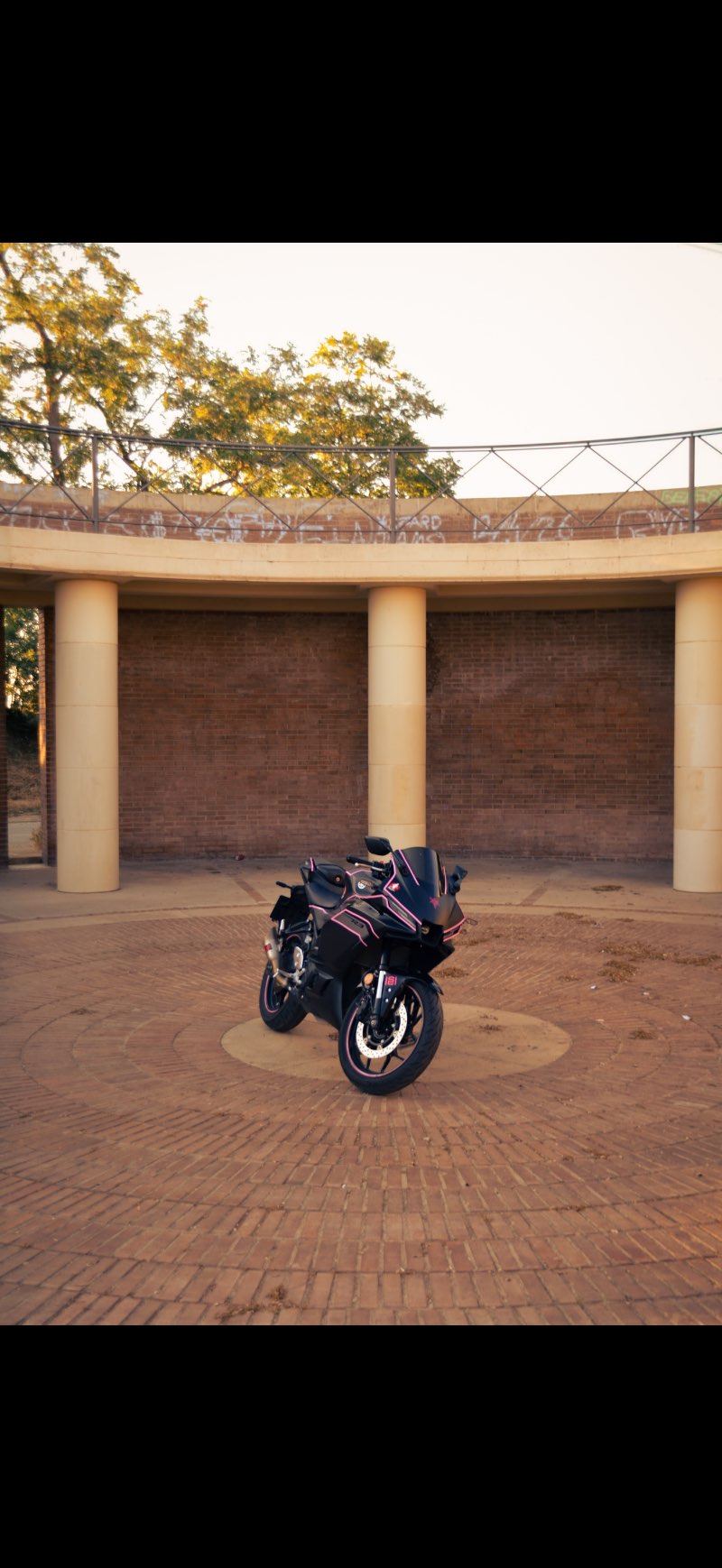 TORRE BARÓ · Barcelona, España | Ruta en moto — Kando Riders