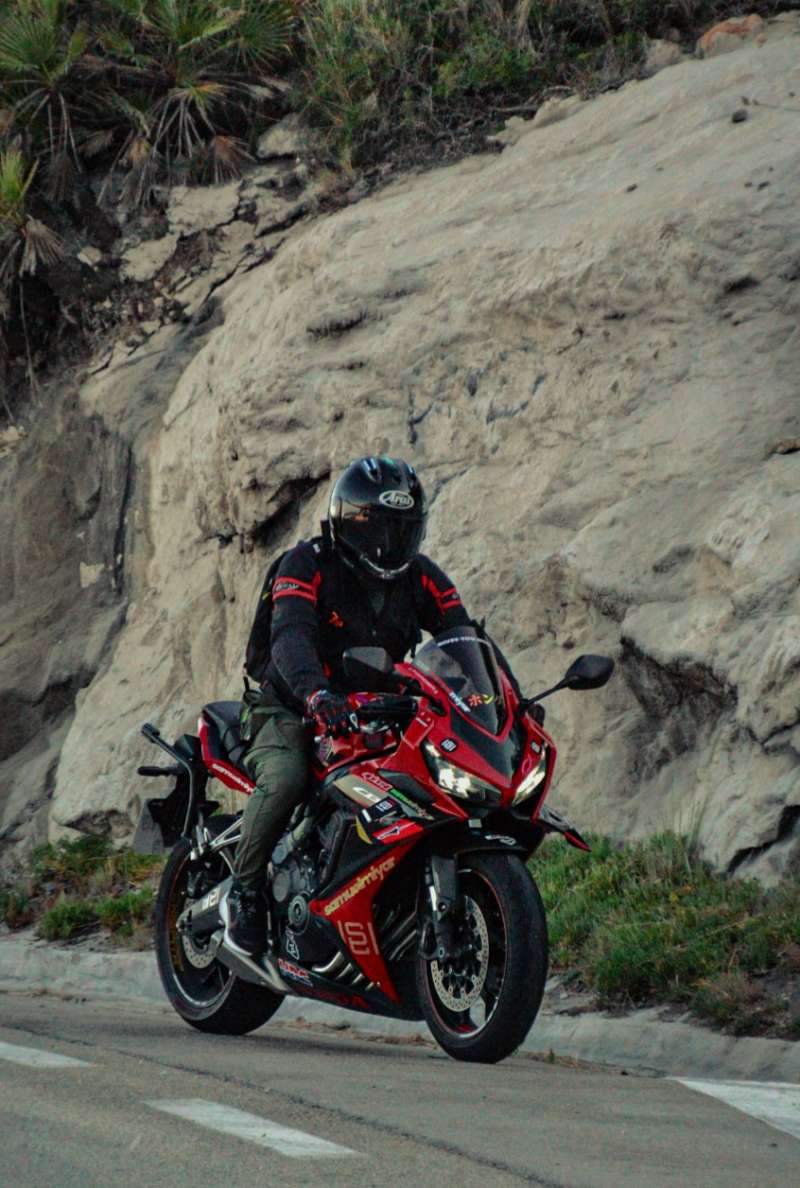 COSTAS GARRAF-SITGES · Barcelona, España | Ruta en moto — Kando Riders