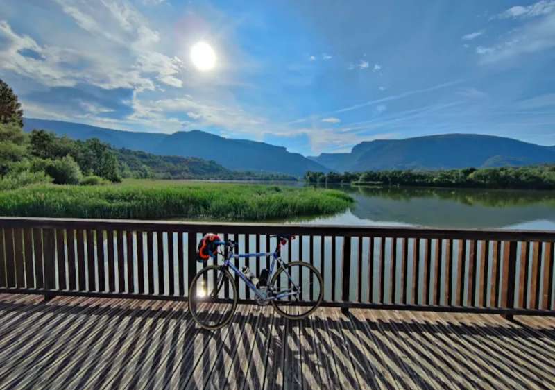 Ruta al muelle de San Martín de Don · Bizkaia, España | Ruta en moto — Kando Riders