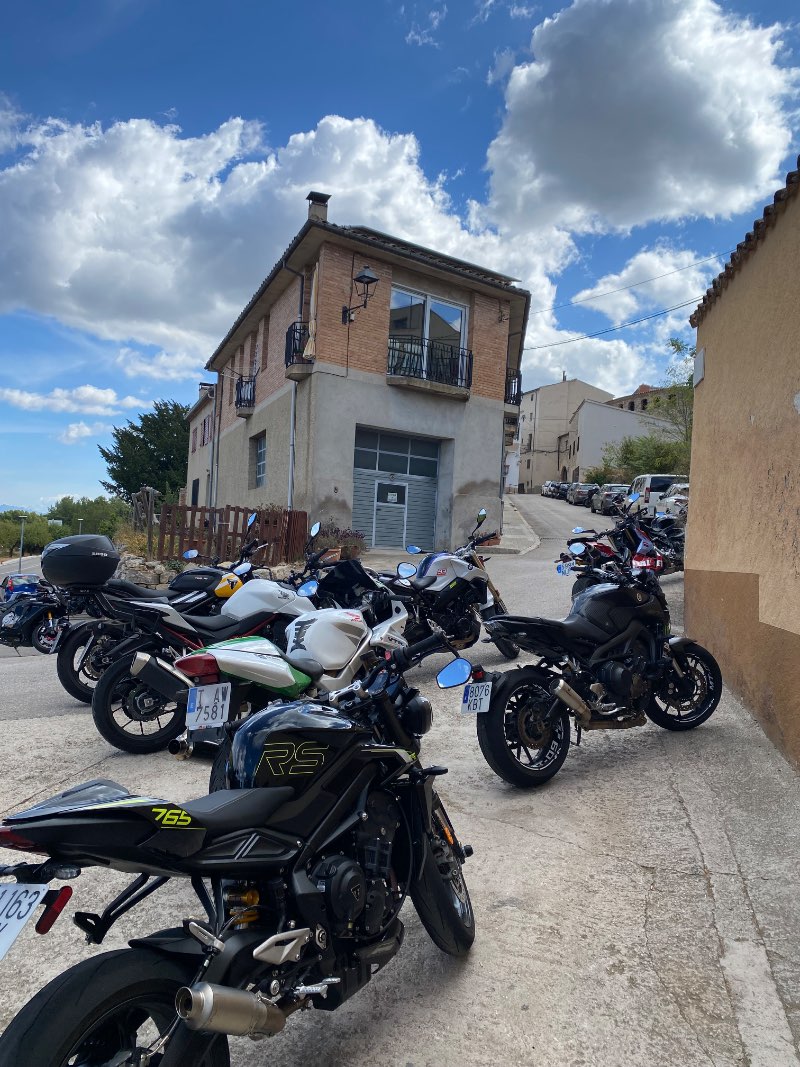 Ruta top en Tarragona 🔥  · Selva del Camp, Barcelona, España | Quedada motera — Kando Riders