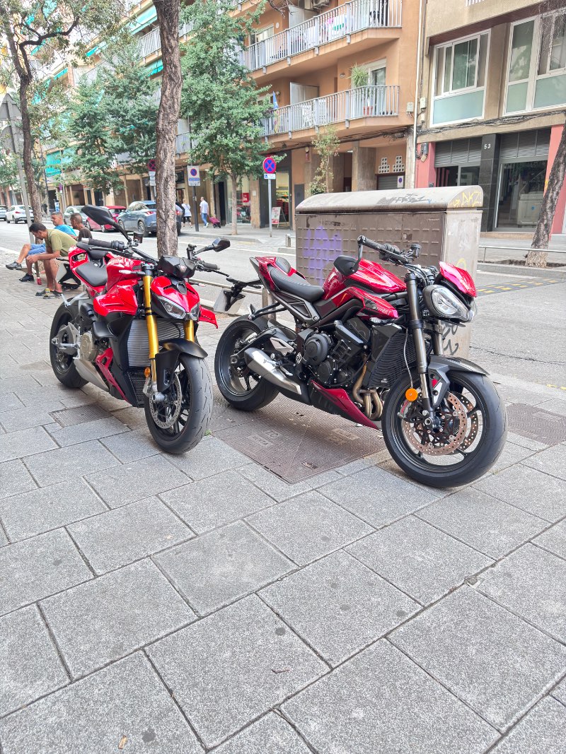 Ritmo rápido y almuerzo · Barcelona, Barcelona, España | Quedada motera — Kando Riders