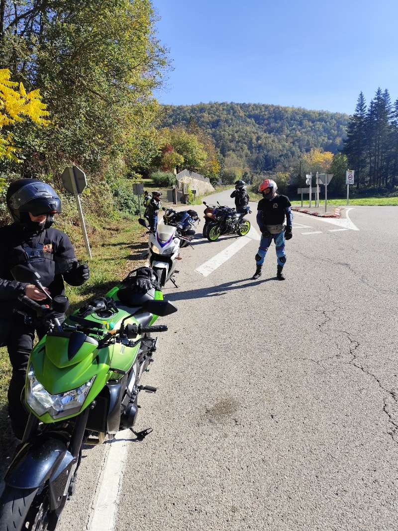 Llosa del cavall · Tona, Barcelona, España | Ruta en moto — Kando Riders