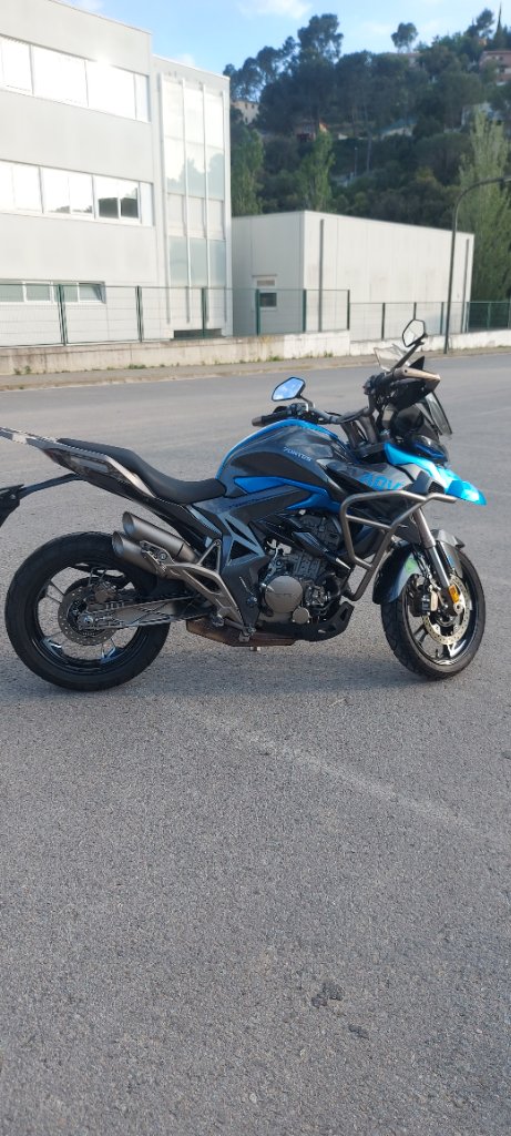 Rutas para principiantes · Barcelona, España | Ruta en moto — Kando Riders