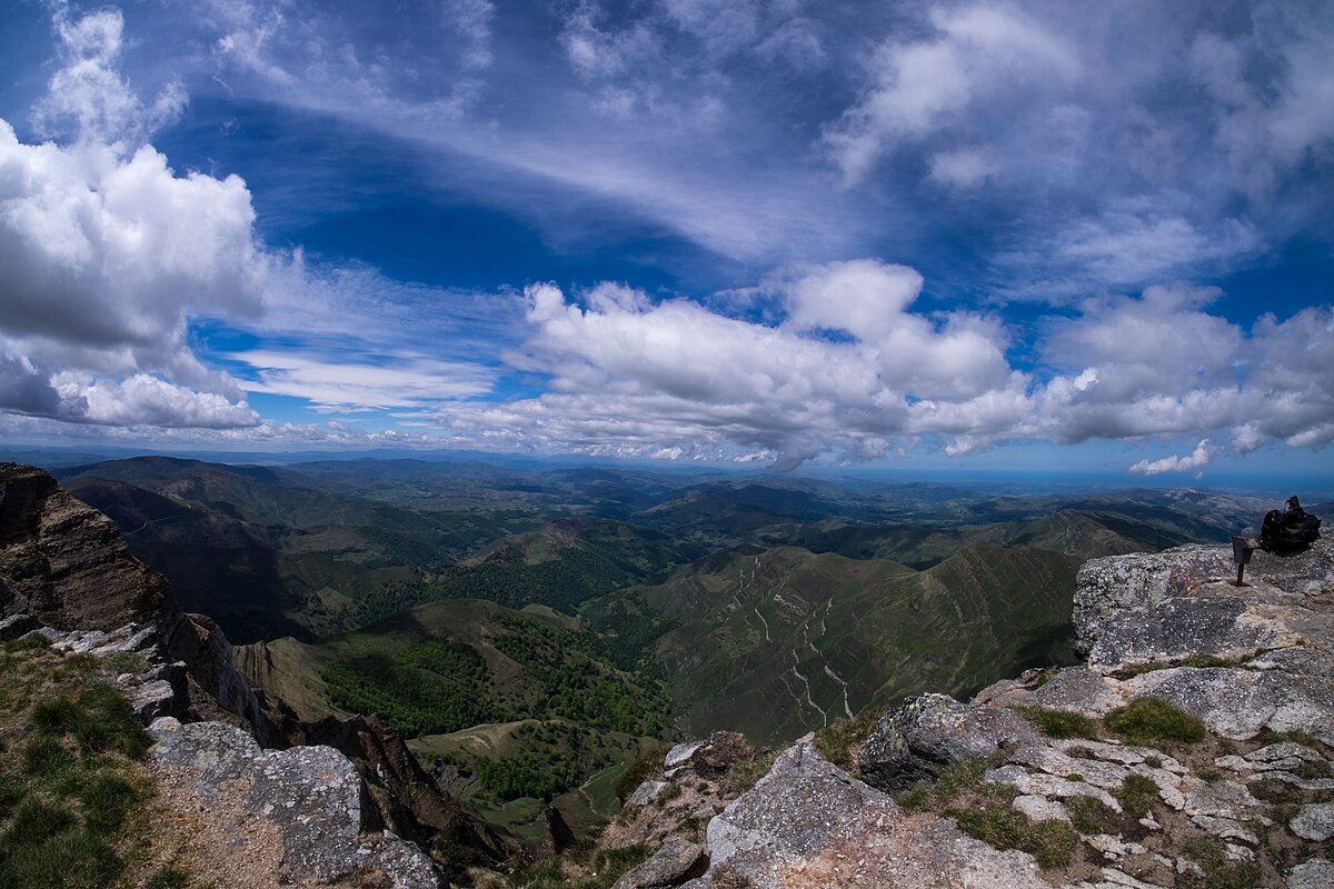 Valles Pasiegos · Cantabria | Ruta en moto — Kando Riders