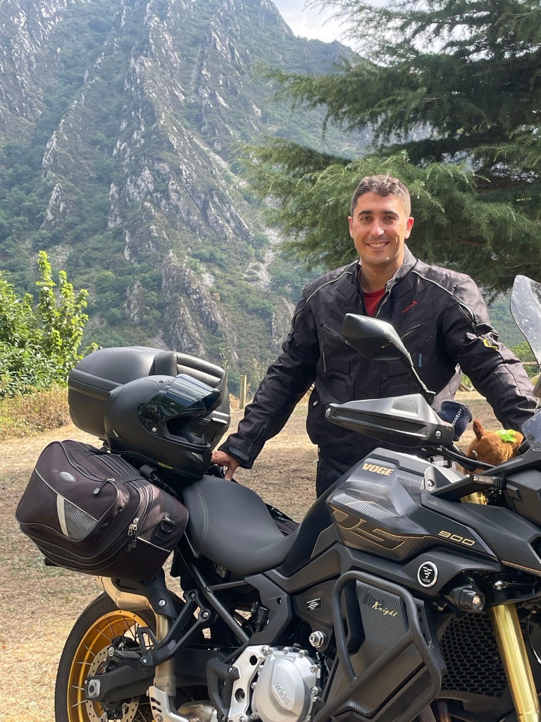 Buenas, Alberto de Vitoria. Con ganas de conocer gente para salir a ru… | Alberto — Kando Riders