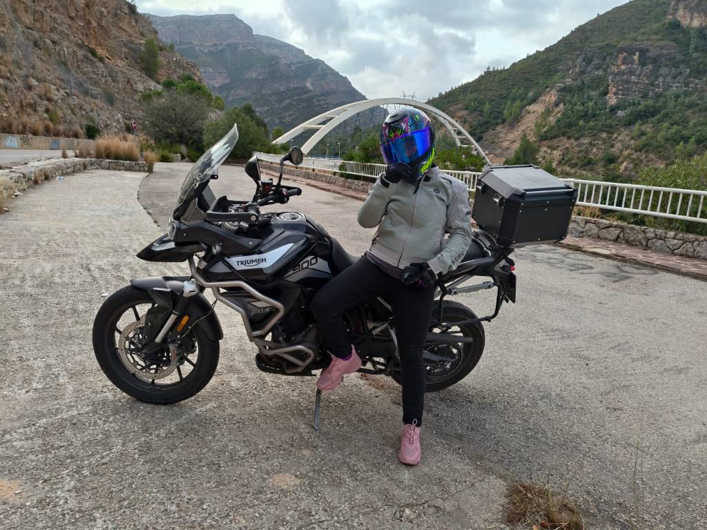 Montroi-Dos Aguas-Millares-Bicorp De la Ribera a la Canal de Navarrés | Laura — Kando Riders