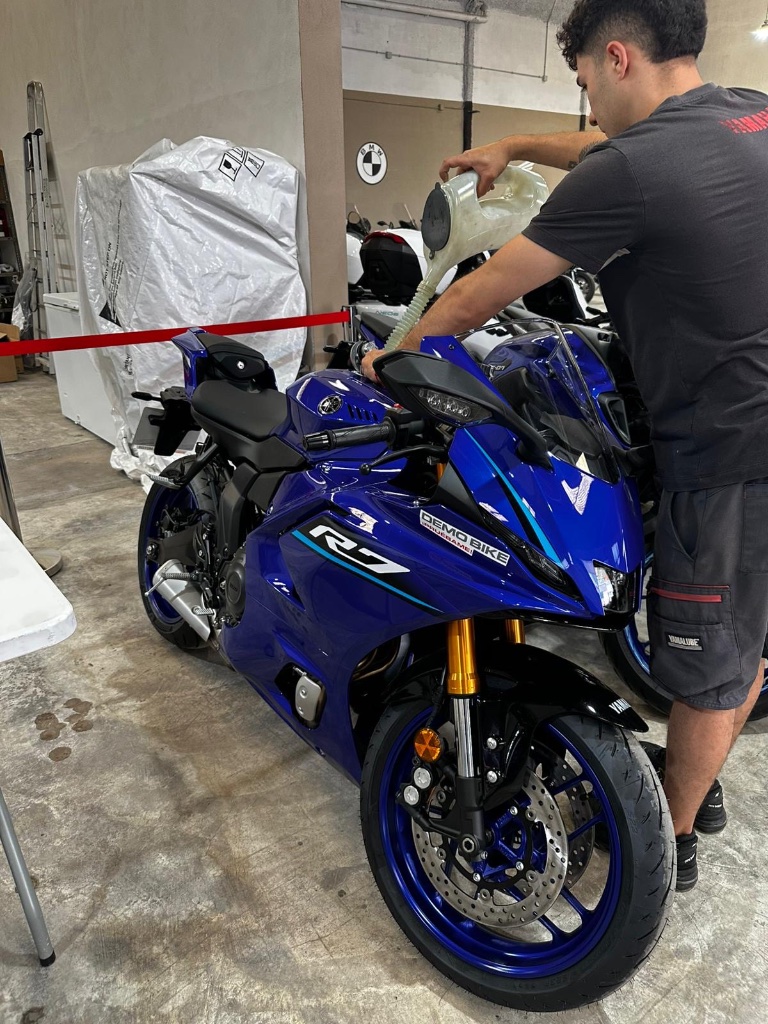 Preparando los últimos detalles para el gran evento de mañana. YAMAHA … | Davazope — Kando Riders