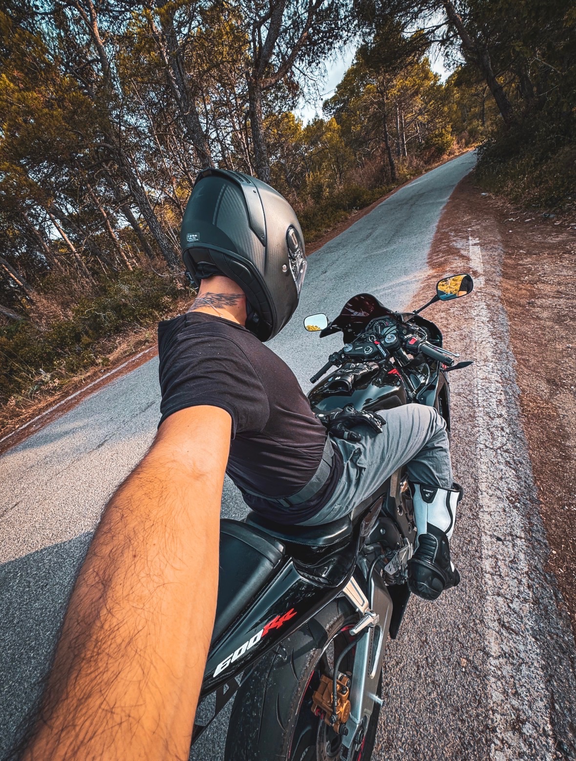 El pasado es un lugar para aprender, no un lugar para vivir. 🥷 | Jonatan — Kando Riders