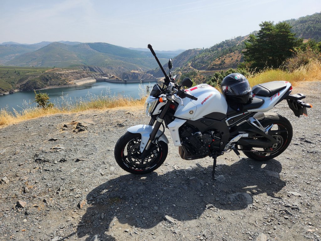 Ruta pasado domingo por el Embalse del Atazar estrenando la insta360 | Miguel Angel — Kando Riders
