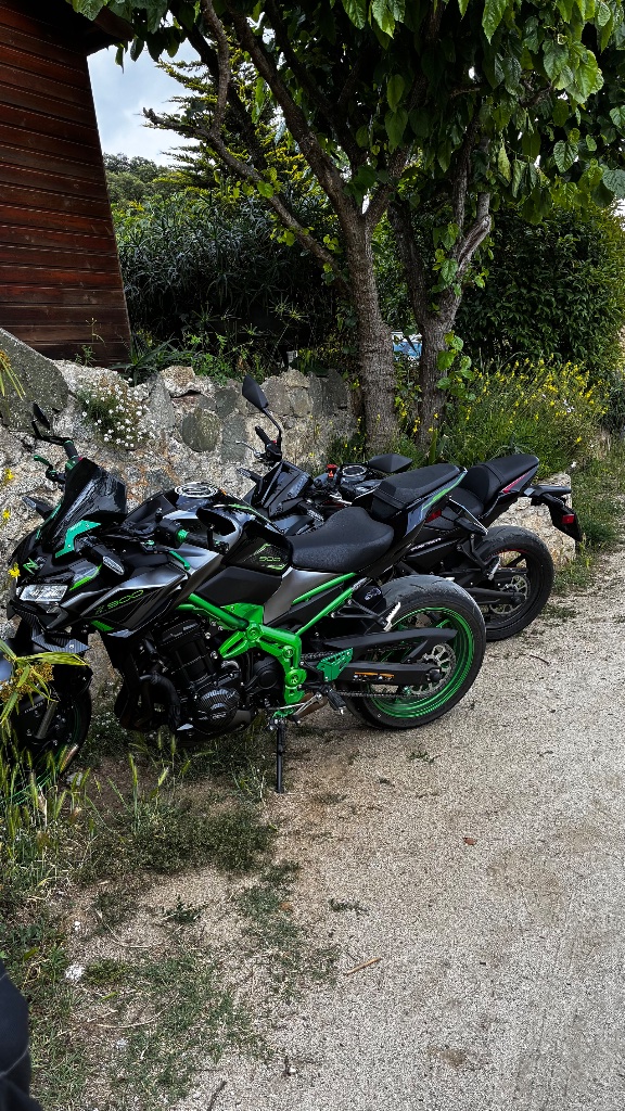 Hoy hemos hecho un poco de offroad, peeeroooo… Sitios así dan gusto! Y… | Ingrid — Kando Riders
