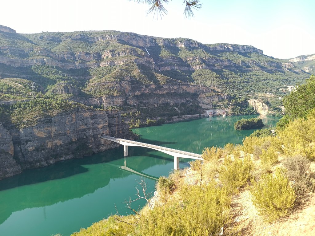 Cortes de pallas ( Valencia ) bonitas vistas al pantano , curvas , pai… | Rubén Collado — Kando Riders