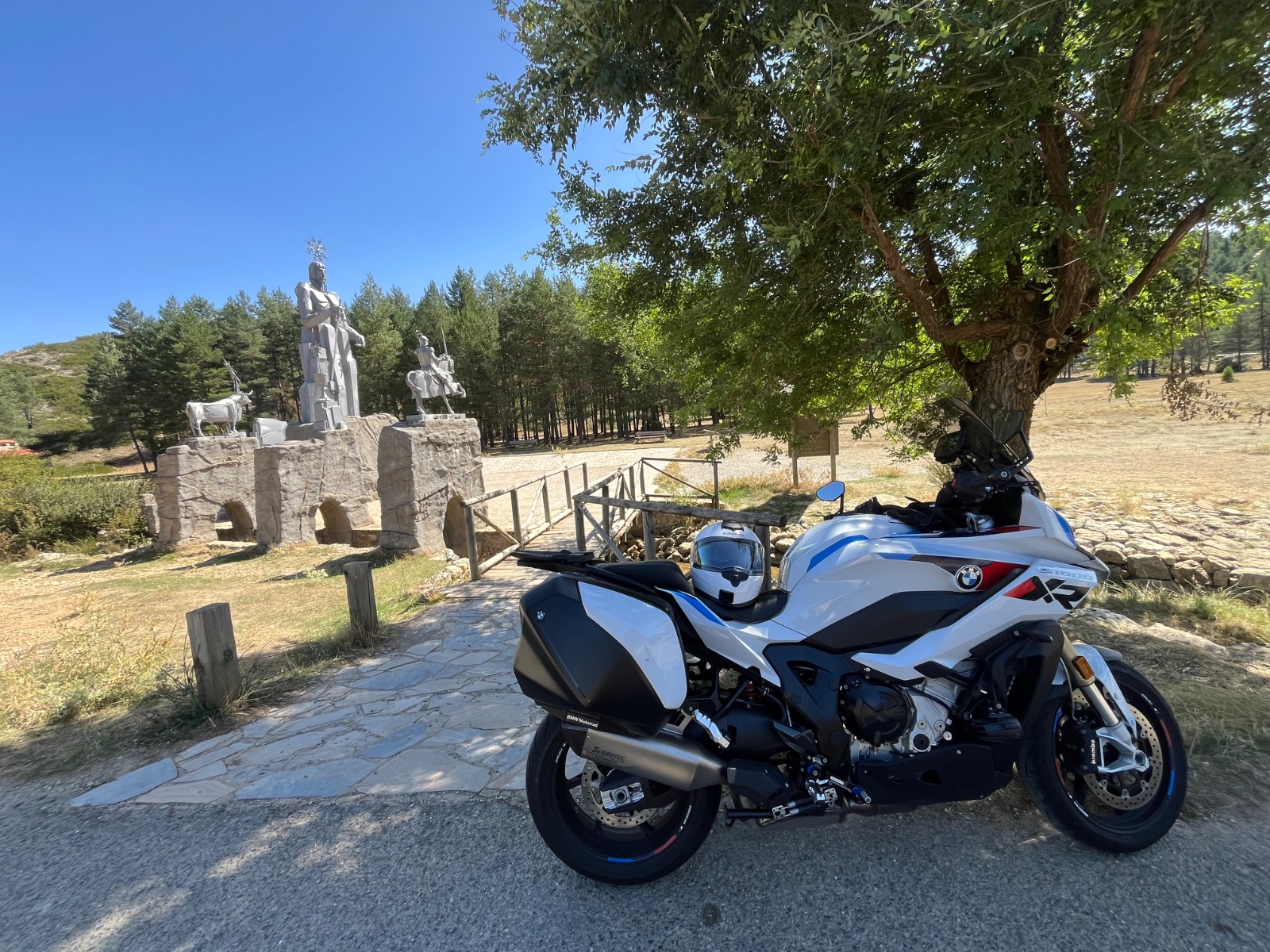 Preciosa Escapada a la Serranía de Cuenca, Montes Universales | Albert — Kando Riders